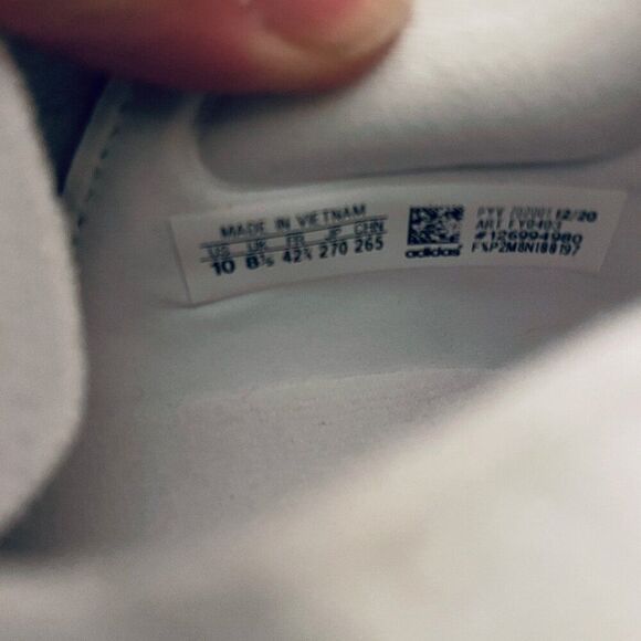 Adidas Ultraboost 22 Women's Running Training Triple White FY0403 10 US - Picture 12 of 16